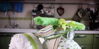 Bebek Bezinden Motosiklet Nasıl Yapılır? - Anne - Çocuk - bebek bezi süslemeleri nasıl yapılır bebek bezinden hediye bebek bezinden hediye yapımı bebek hediyelikleri doğum hediyeleri bebek pastası modelleri