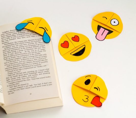 Kağıttan Emoji Kitap Ayracı Yapımı